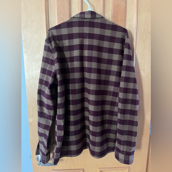 Men’s Lululemon Shirt - Picture 5 of 8